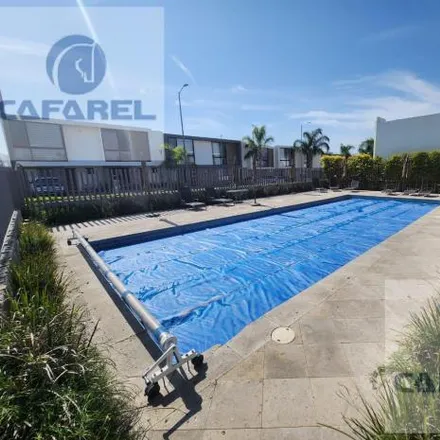 Rent this 2 bed house on Calle Campo Real in Delegación Epigmenio González, 76146 La Purísima