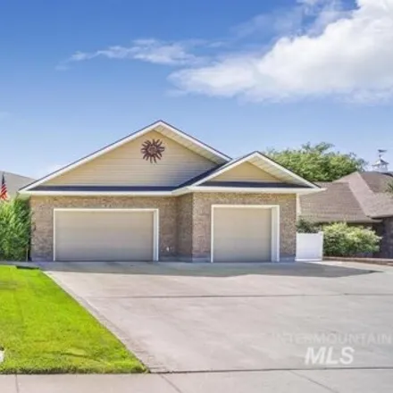 Buy this 5 bed house on 872 Morning Sun Drive in Twin Falls, ID 83301