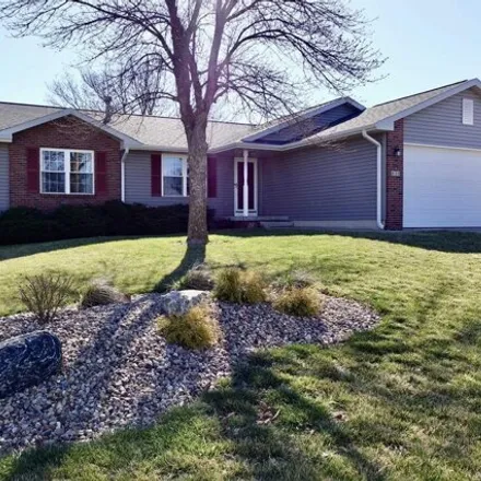 Buy this 4 bed house on 834 Sunflower Drive in Hickman, NE 68372