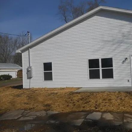 Buy this 1 bed house on 208 North Mary Avenue in Auxvasse, Callaway County