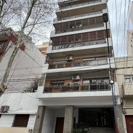 Buy this 5 bed apartment on Vélez Sarsfield 2728 in Partido de Lanús, Lanús