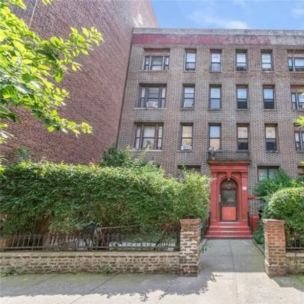 Buy this 25 bed house on 56 Winthrop St in New York, 11226