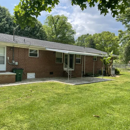 Image 2 - 400 Dixie Avenue, Richard City, South Pittsburg, TN 37380, USA - House for sale