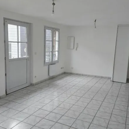 Rent this 1 bed apartment on 51 Rue Jean Jaurès in 76500 Elbeuf, France