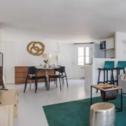 Rent this 2 bed apartment on 12 Rue de Louvois in 75002 Paris, France