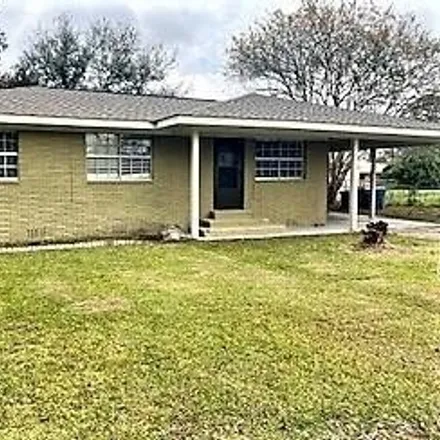 Rent this 3 bed house on 140 Mimosa Place in Lafayette, LA 70506