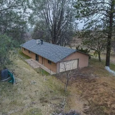 Buy this 3 bed house on 5558 Woodcutters Way in Shasta County, CA 96059
