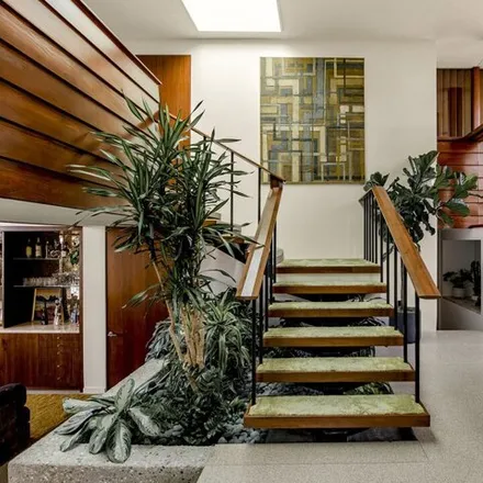 Image 4 - 1875 Carla Ridge, Beverly Hills, CA 90210, USA - House for sale