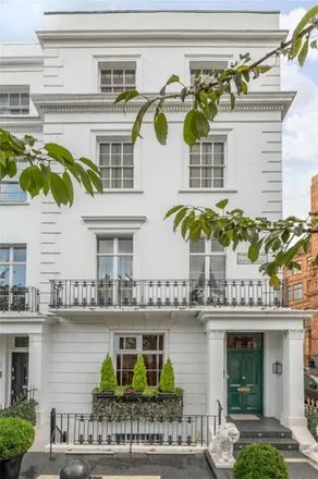 Buy this 5 bed house on 3 Walton Place in London, SW3 1SA