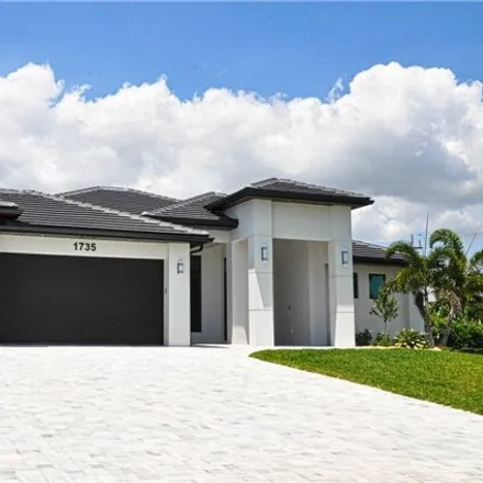 Buy this 3 bed house on 5100 Southwest 17th Place in Cape Coral, FL 33914