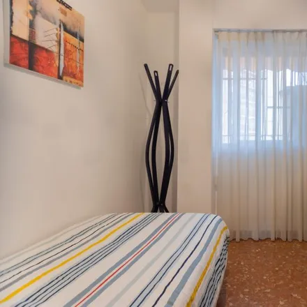 Image 6 - Carrer de Xiva, 25, 46018 Valencia, Spain - Apartment for rent