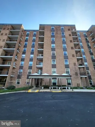 Buy this 3 bed condo on State Police Station Troop L in 600 Kenhorst Boulevard, Reading