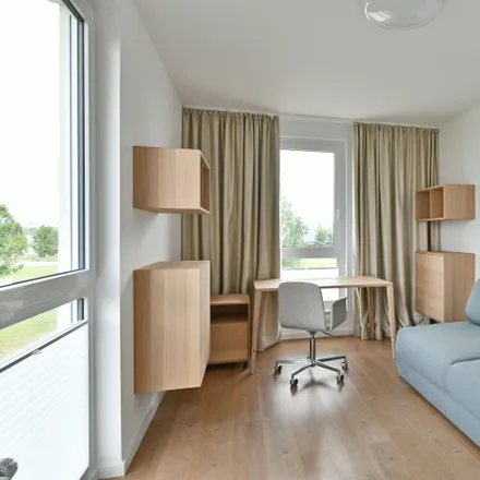 Rent this 2 bed apartment on Zum Flutgraben 9 in 12529 Waltersdorf, Germany