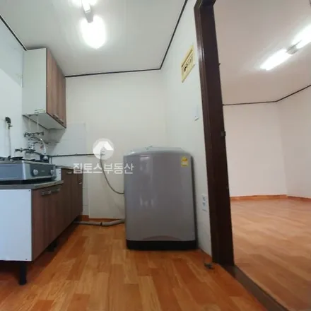 Rent this 2 bed apartment on 서울특별시 관악구 봉천동 1586-2