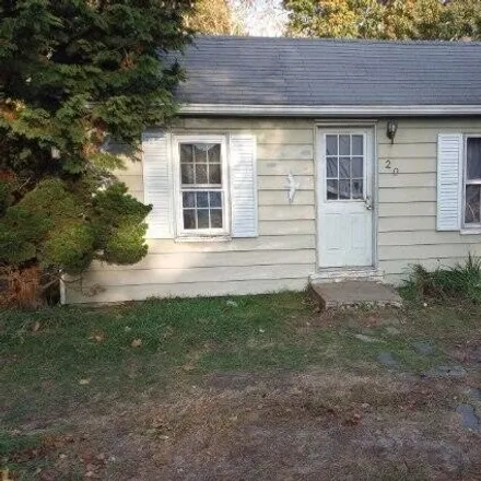 Buy this 1 bed house on 20 Fresh Meadow Drive in Wareham, MA
