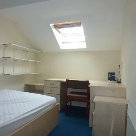 Image 3 - Bruce Street, Cardiff, CF24 4PJ, United Kingdom - Room for rent