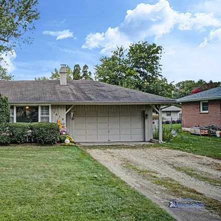 Image 1 - 3100 Johnsburg Road, Johnsburg, McHenry County, IL 60050, USA - House for sale