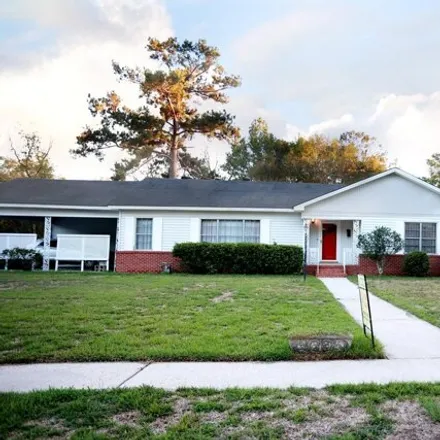 Buy this 4 bed house on First Baptist Church in West Main Street, Kirbyville