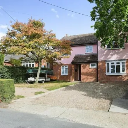 Buy this 5 bed house on Mill Lane in Danbury, CM3 4LB