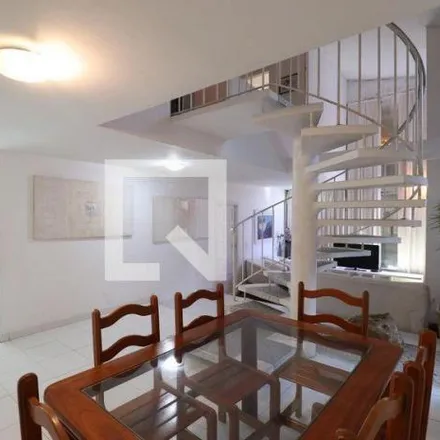 Buy this 6 bed house on Travessa Caligasta in Pompéia, São Paulo - SP