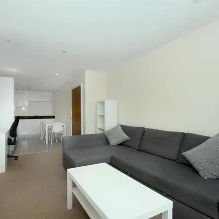 Image 5 - Coral House, Lapis Close, London, NW10 7FH, United Kingdom - Apartment for rent