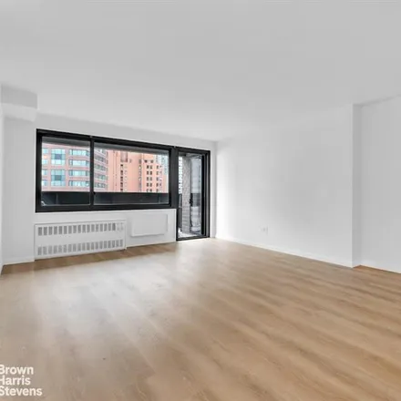 Image 2 - 100 BEEKMAN STREET 27J in Financial District - Apartment for sale