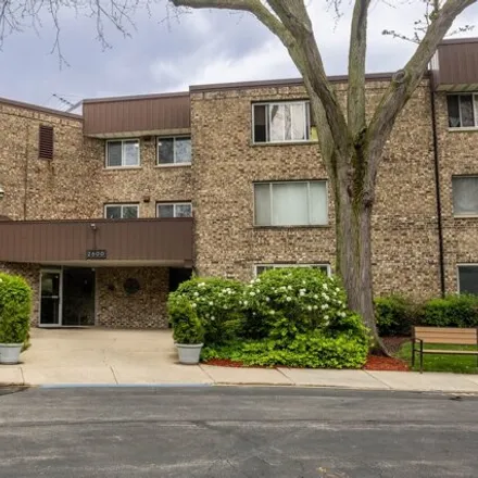 Image 1 - 2299 West Frontage Road, Rolling Meadows, IL 60008, USA - Condo for sale
