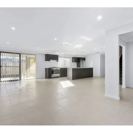 Image 8 - 10 Kunjin Street, Austral NSW 2179, Australia - Apartment for rent