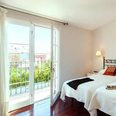 Rent this 4 bed house on Torras of Spain in Calle Mar Mediterráneo, 35100 San Bartolomé de Tirajana