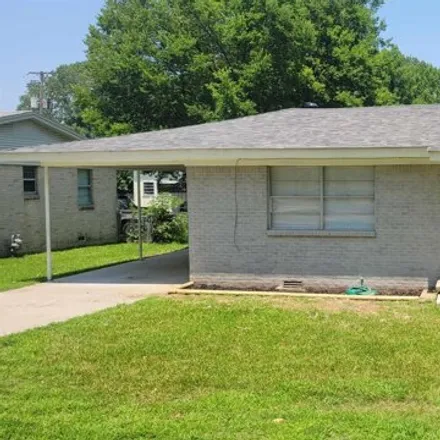 Buy this 3 bed house on 454 Graham Road in Jacksonville, AR 72076