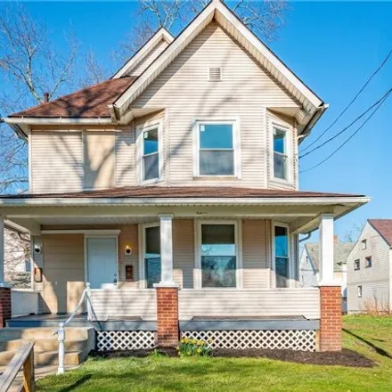 Buy this 4 bed house on 699 Newton Avenue Northwest in Canton, OH 44703