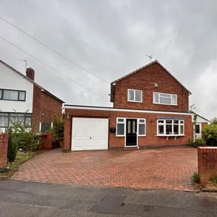 Buy this 3 bed house on Hillside in Brownhills, WS8 7AF