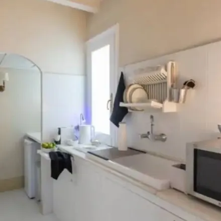 Rent this 1 bed apartment on Carrer del Consell de Cent in 389, 08001 Barcelona