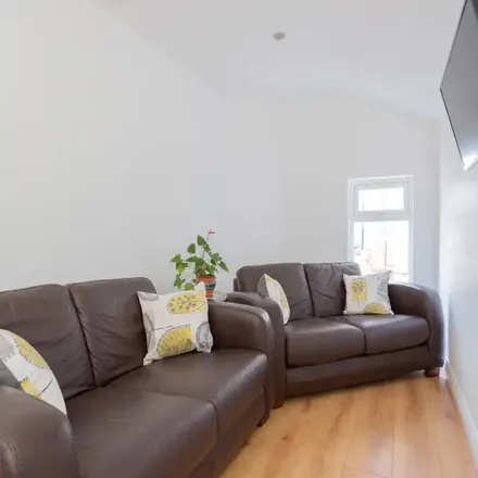 Rent this 1 bed apartment on 2 Hatton Drive in Belfast, BT6 9DQ