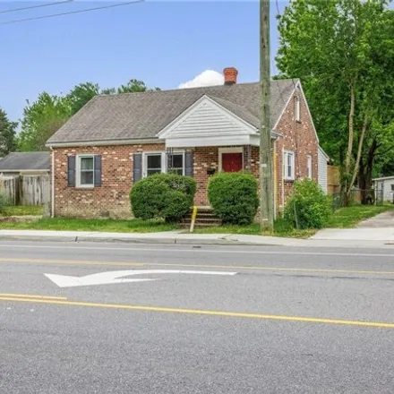 Buy this 2 bed house on 323 Dupuy Avenue in Colonial Heights, VA 23834