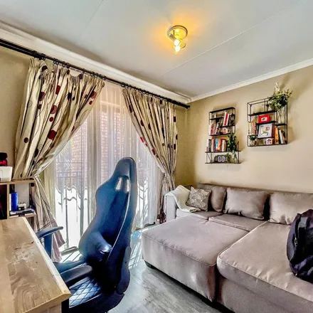 Image 2 - unnamed road, Atholl Gardens, Sandton, 2001, South Africa - Apartment for rent