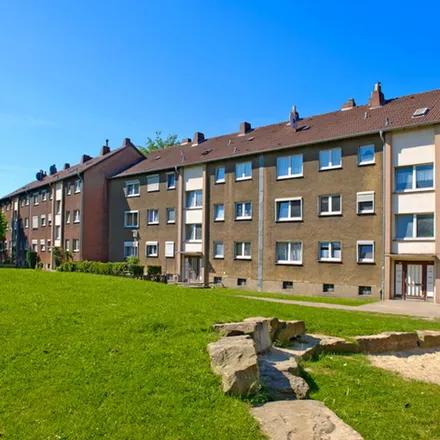 Rent this 2 bed apartment on An der Mattenbecke 18 in 59065 Hamm, Germany