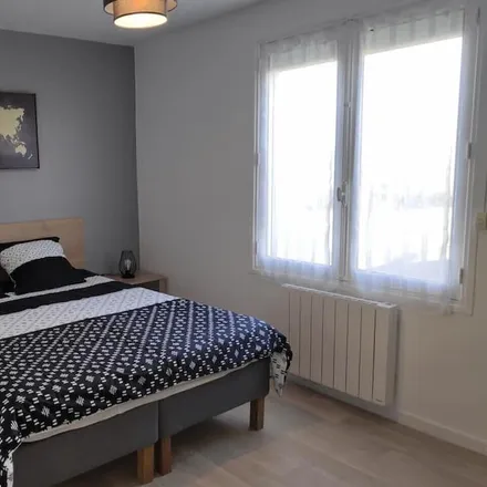 Rent this 3 bed house on 37270 Montlouis-sur-Loire