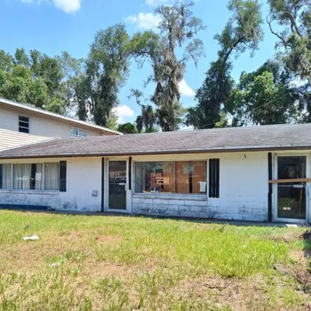 Buy this 4 bed house on 120 Katrina Street in De Leon Springs, Volusia County