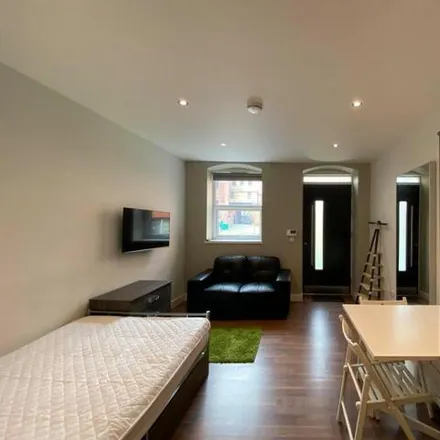 Image 2 - FEZ, 2 Holland Street, Devonshire, Sheffield, S1 4NL, United Kingdom - Apartment for rent