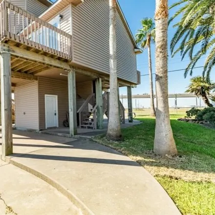 Image 9 - 12 Tarpon Lane, Freeport, TX 77541, USA - House for sale