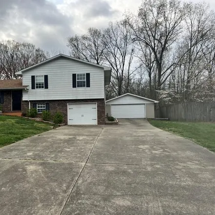 Image 1 - 301 Fairoaks Drive, Jamestown, Russell County, KY 42629, USA - House for sale