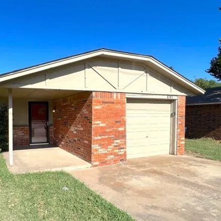 Rent this 2 bed house on North Fretz Avenue in Edmond, OK 73003