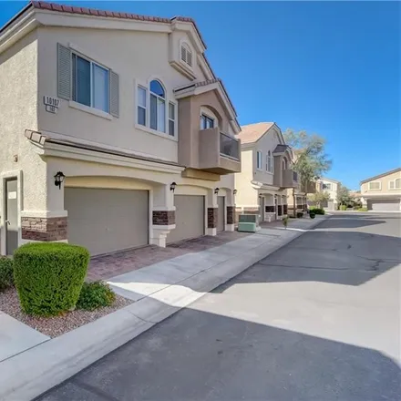 Image 1 - 6699 South Sunset Pines Street, Spring Valley, NV 89148, USA - Townhouse for sale