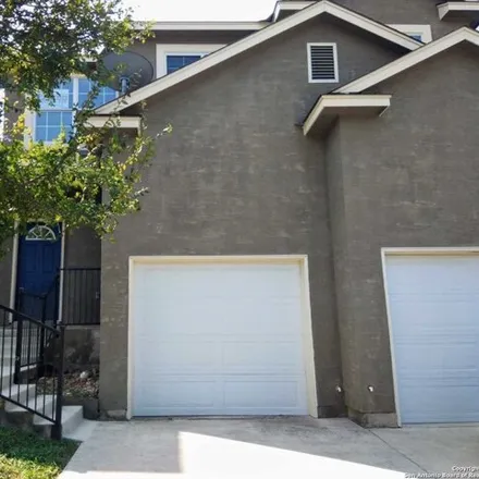 Rent this 3 bed house on 5009 Summit Parkway in San Antonio, TX 78229