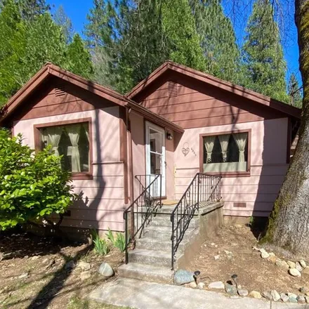 Buy this 3 bed house on Dunsmuir Elementary School in Siskiyou Avenue, Dunsmuir