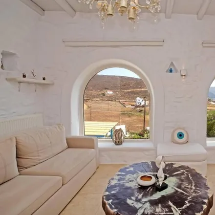 Rent this 3 bed house on National Bank of Greece in Melpos Aksioti, Mykonos