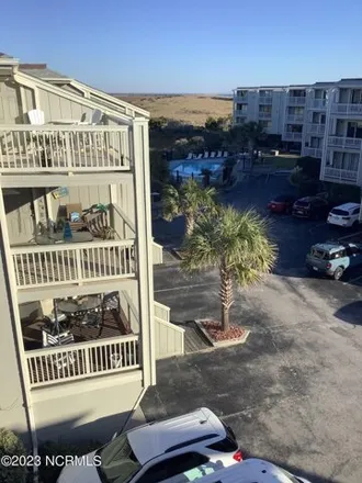 Image 3 - 1801 Canal Drive, Carolina Beach, NC 28428, USA - Condo for sale