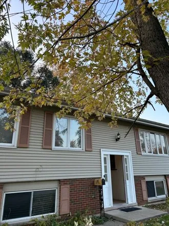 Image 1 - 330 Jackson Street, Park Forest, Rich Township, IL 60466, USA - House for sale