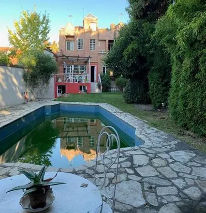 Buy this 6 bed house on General Güemes 1348 in Vicente López, Argentina